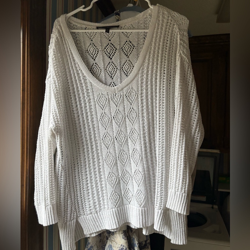 White House Black Market White V-Neck Sweater